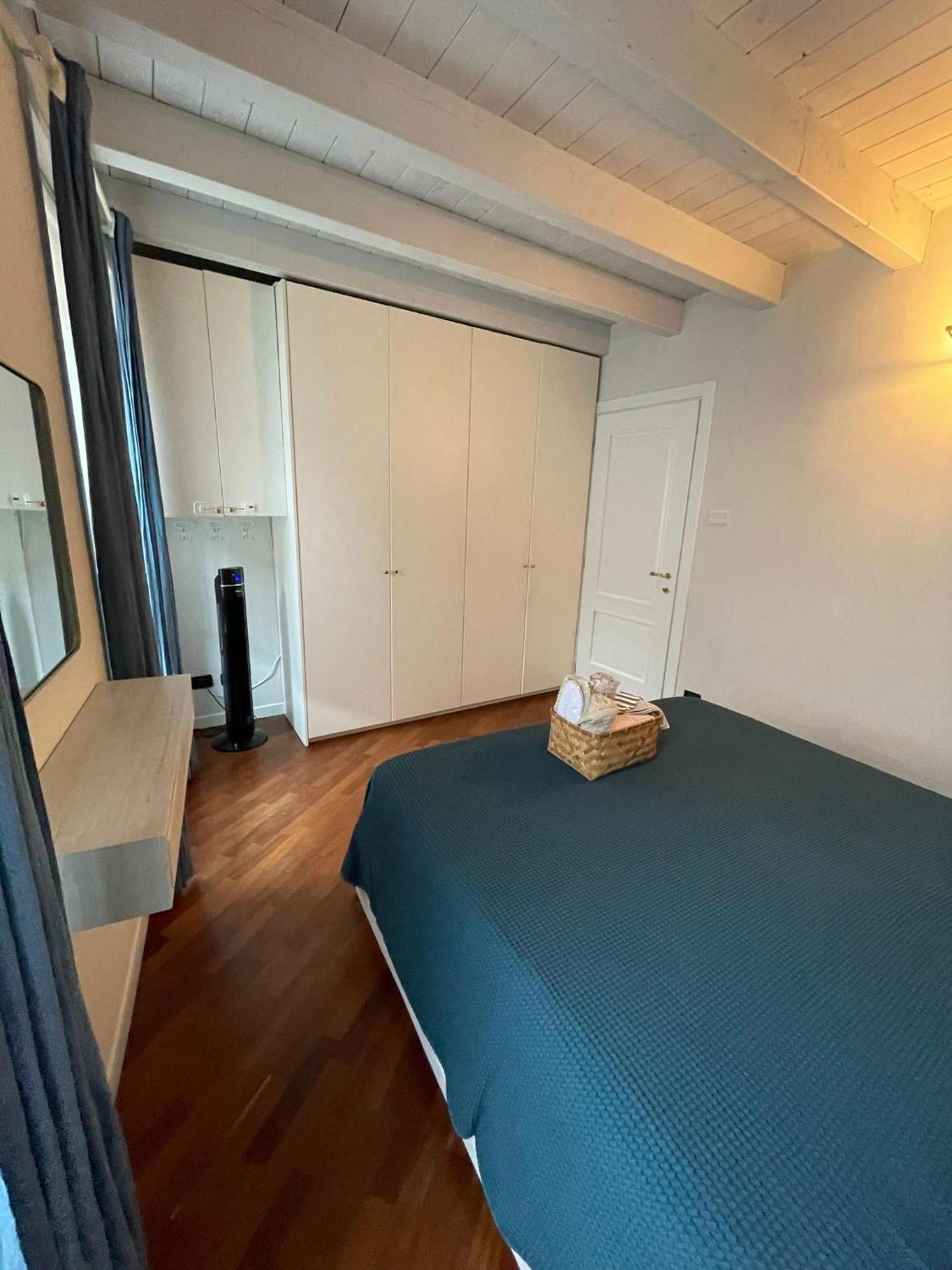 Amelie Apartment Desenzano del Garda Ngoại thất bức ảnh